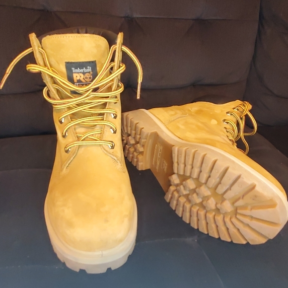 All purpose boot